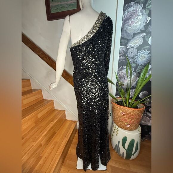 SACHIN & BABI Greta Gown Elegant Black Sequin One-Shoulder Dress/ size 6 - Picture 9 of 10